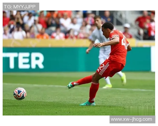 莱比锡大胜拜仁5-1帽子戏法引爆全场战术分析与精彩瞬间回顾