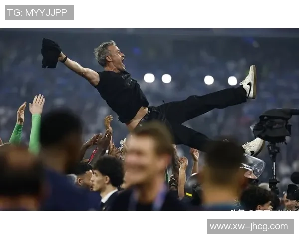 中超精彩对决拜仁逆转巴黎圣日耳曼引发全场热烈反响