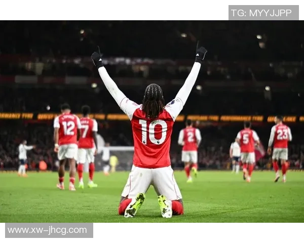 英超激战尤文图斯与本菲卡握手言和帽子戏法引发全场狂欢